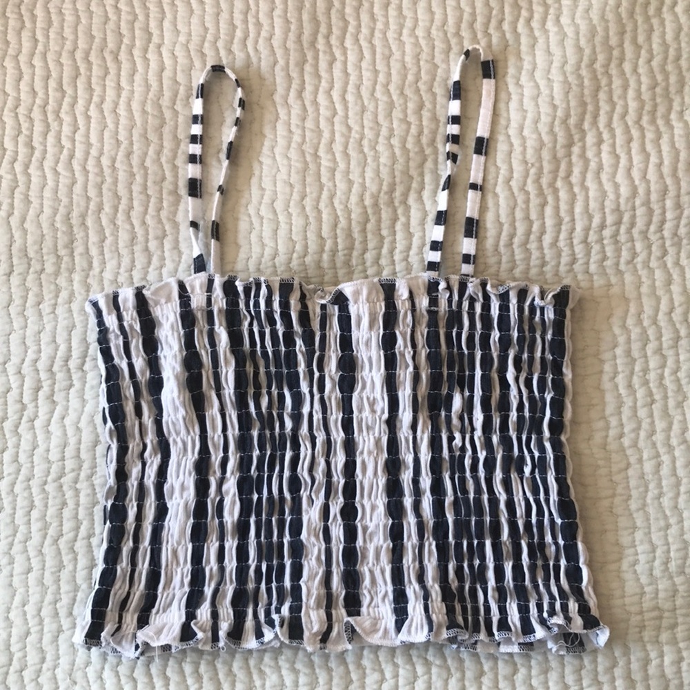 TOPSHOP Summer cropped tank!!! - Picture 2 of 4